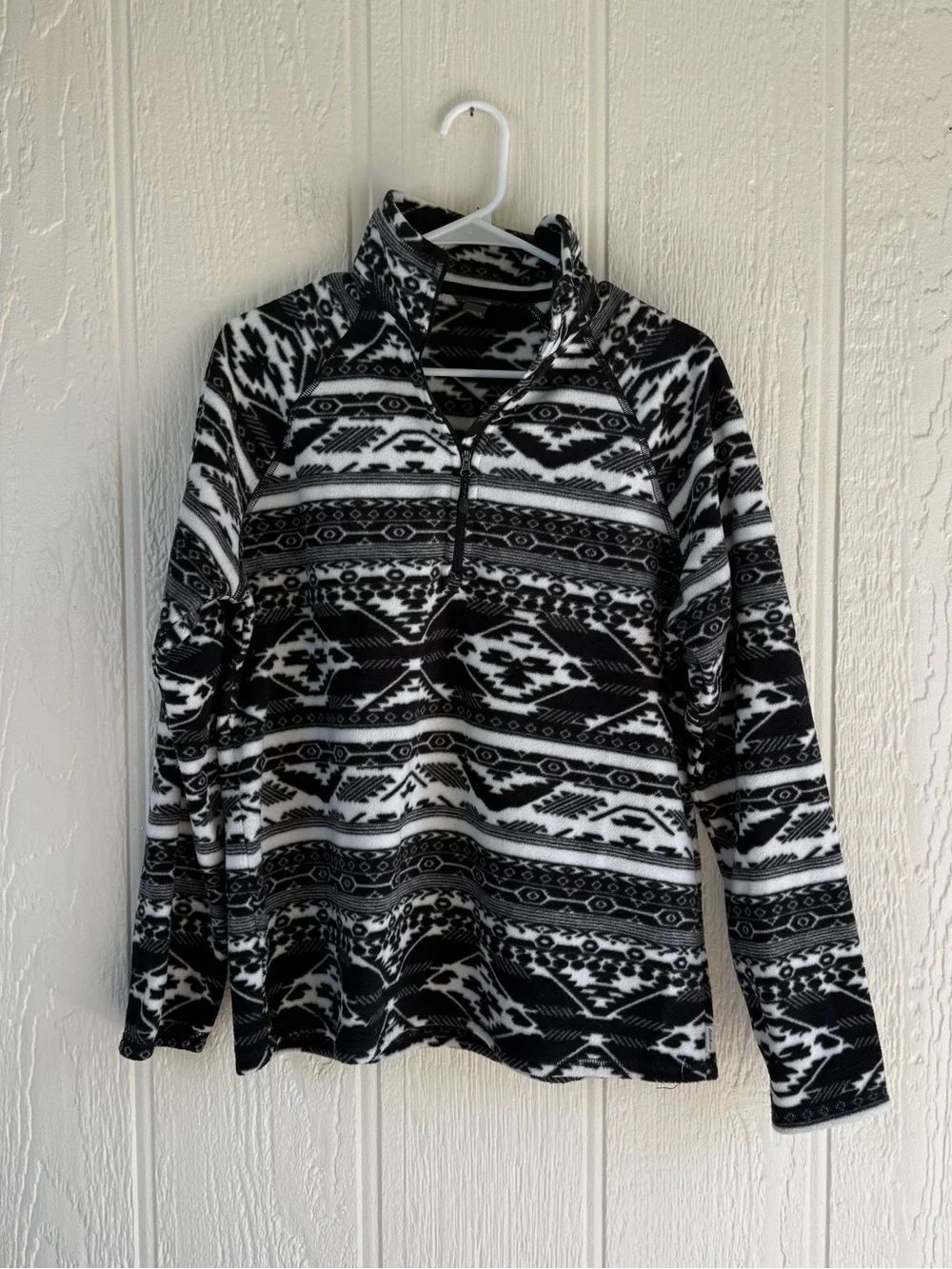 Eddie Bauer Black & White Aztec Quarter-Zip Turtleneck Pullover
